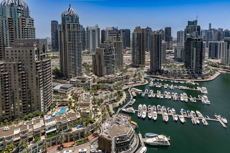 Dubai Skyline Prestige Tower With Elegant Luxury Suites
