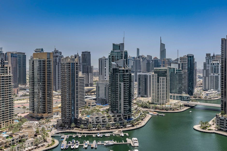 Dubai Skyline Royal Horizon Suites With City Panorama
